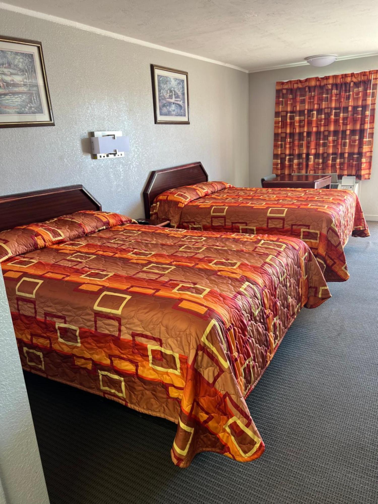 Hotel 81 El Reno Ngoại thất bức ảnh